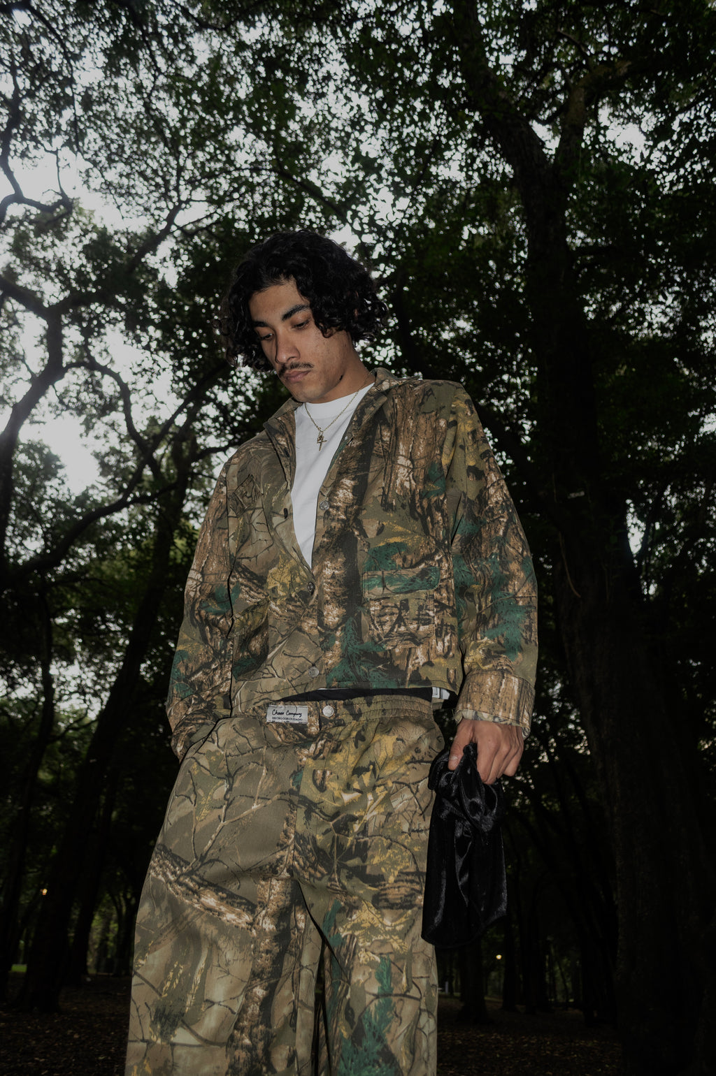 Conjunto "Enbajoperfil" Camo Tree