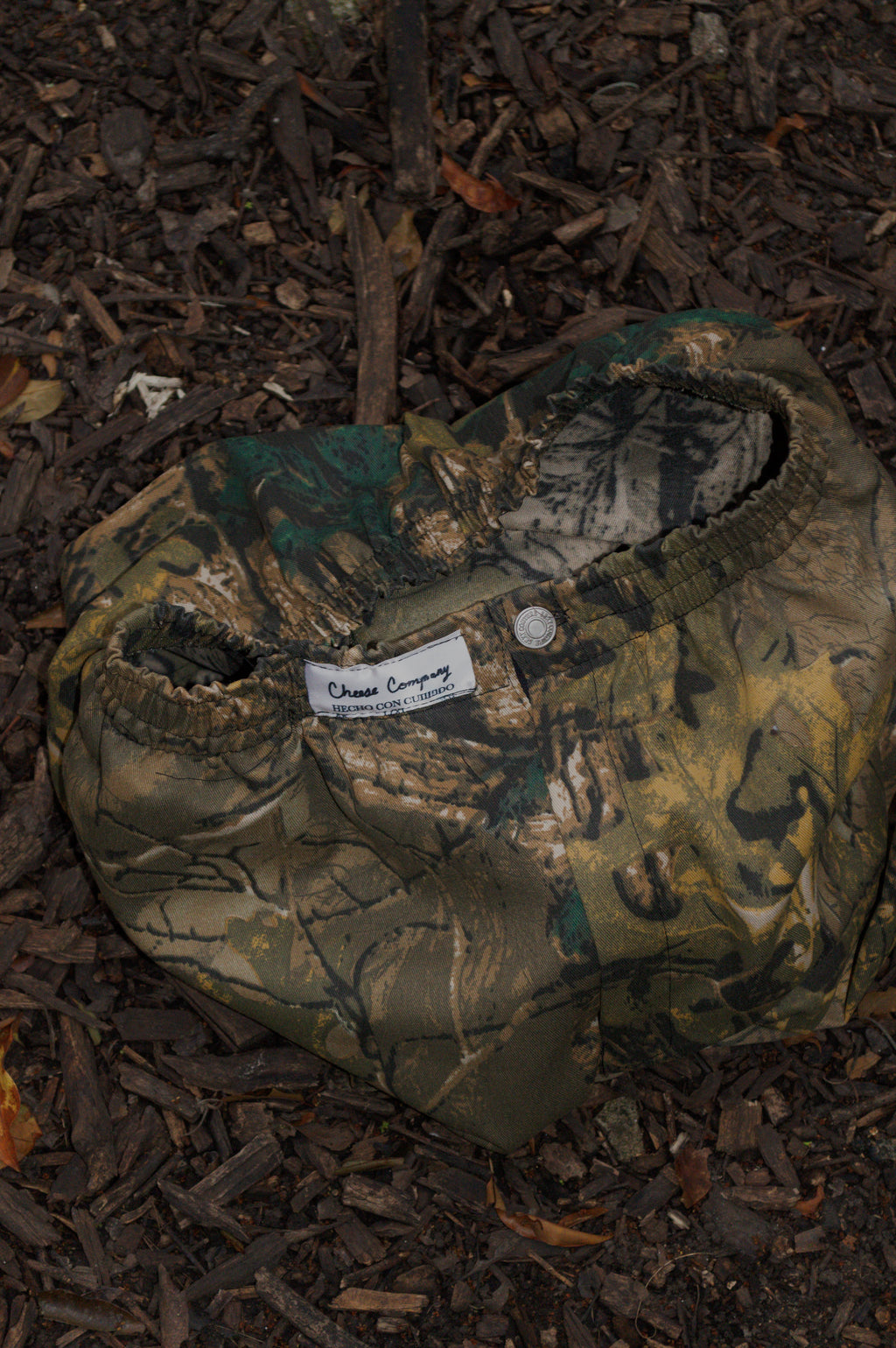 Pantalón Baggy “EnBajoPerfil” Camo Tree