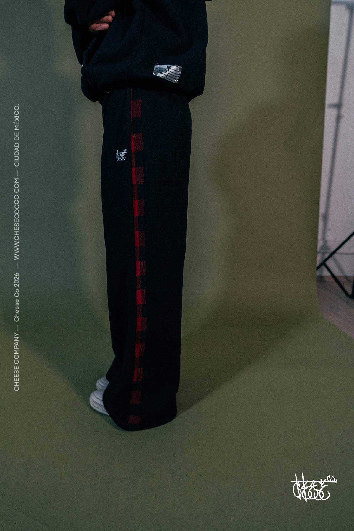 Rose Sweatpants
